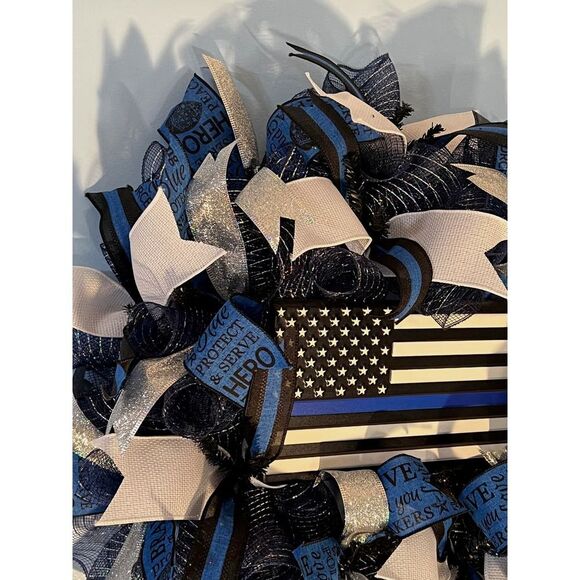 Law Enforcement Wreath - Picture 4 of 5